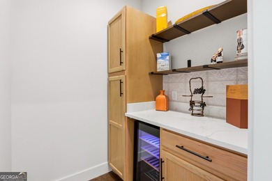 Superlative NEW CONSTRUCTION (w/ dock access) in the heart of - photo 20