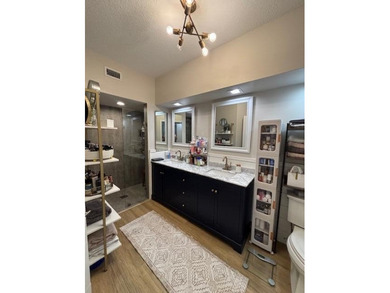 Beautiful first floor coach home centrally located in Boca Raton - photo 24