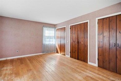 Nestled within a charming community on a beautiful, private 1 - photo 28