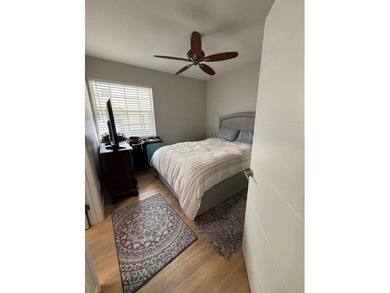 Beautiful first floor coach home centrally located in Boca Raton - photo 30