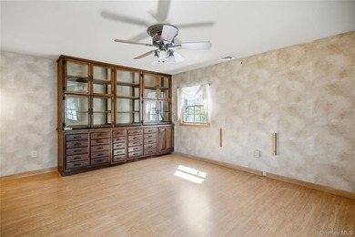 Nestled within a charming community on a beautiful, private 1 - photo 32