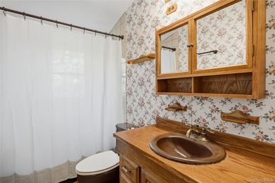 Nestled within a charming community on a beautiful, private 1 - photo 35