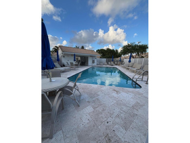 Beautiful first floor coach home centrally located in Boca Raton - photo 37