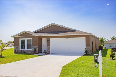 Lake Jackson - Highlands County Home For Sale in Sebring Florida
