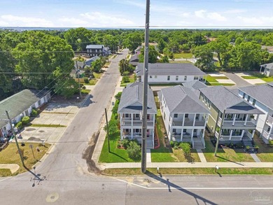 Located in the heart of downtown Pensacola, the beautifully - photo 50