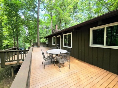 Escape to the hills in this adorable 2 bedroom/1 bath cabin in - photo 6