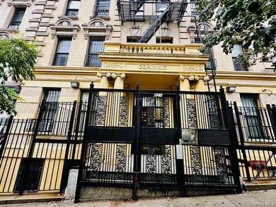 Hudson River Home For Sale in New York (Manhattan) New York