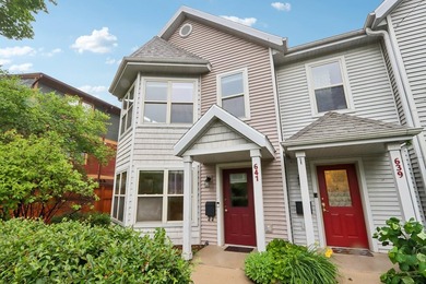 Welcome to this bright and airy 2-bedroom, 2-bath - photo 3