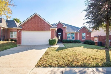 (private lake, pond, creek) Home For Sale in Denton Texas