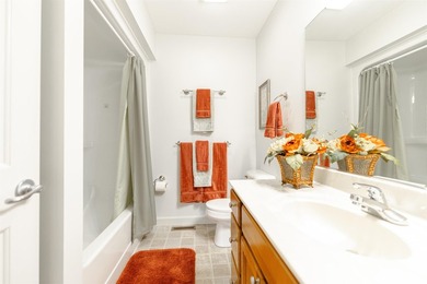 Welcome to this exceptionally well-kept home in the sought-after - photo 13