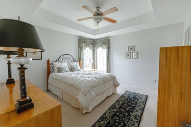 Welcome to this exceptionally well-kept home in the sought-after - photo 16