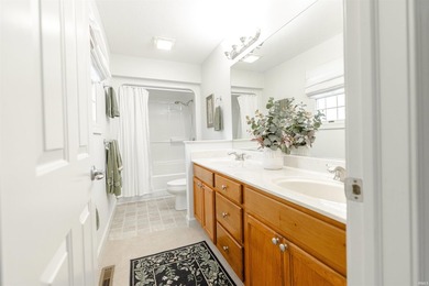 Welcome to this exceptionally well-kept home in the sought-after - photo 18