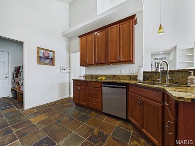 Nothing to do but move right in! This stunning stand-alone villa - photo 20