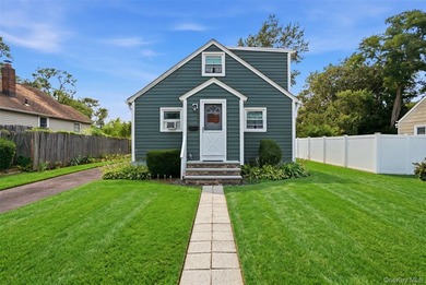 Unique Home in Lindy Village with Partial Dormer. Make This Your - photo 1