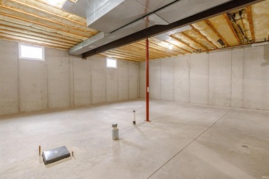 Welcome to this exceptionally well-kept home in the sought-after - photo 25