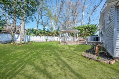Expanded wide- line ranch set on a generous 75/150 property in - photo 27