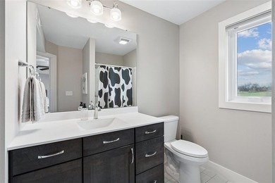 Luxury, efficiency & craftsmanship come together in this - photo 36