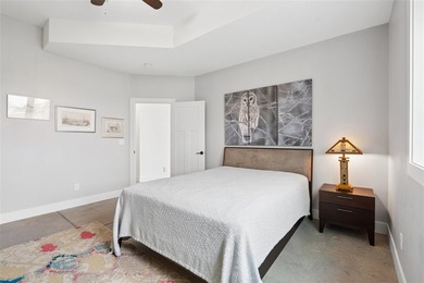 Luxury, efficiency & craftsmanship come together in this - photo 42