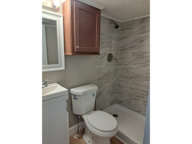 2020 Chariot Eagle located in 55+ community on canal. Direct - photo 3