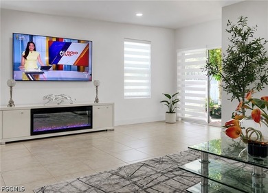 PRIME LOCATION! Beautifully updated home conveniently located - photo 6