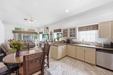 Welcome home to this well-maintained property, ideally located - photo 9