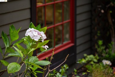 Tucked discreetly behind a gate in the heart of Montclair, this - photo 13