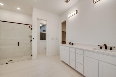ASSUMABLE VA LOAN AVAILABLE! Buyers do not have to be veterans - photo 13