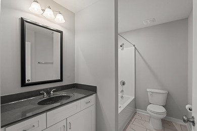 Brand-New One-Level Townhome Near Diamond Lakes Park Welcome to