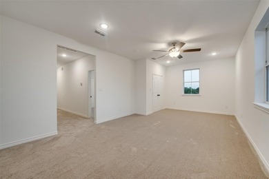 ASSUMABLE VA LOAN AVAILABLE! Buyers do not have to be veterans - photo 15