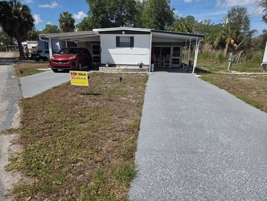 Move in ready home in a quiet community next to water and great - photo 23
