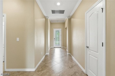LOCATION, LOCATION, LOCATION! This beautifully maintained - photo 2