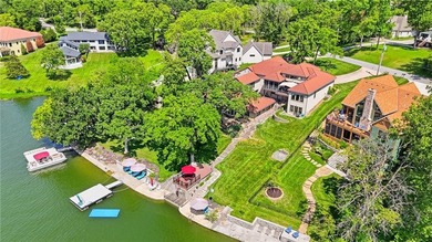 Very rare opportunity to own a stunning first-tier home on - photo 2