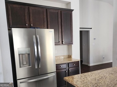 Welcome to 1072 Creekhead. This 4 Bedroom 3 full bath home is - photo 8