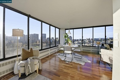 Spectacular corner-unit. Enjoy the sparkling views of Lake - photo 6