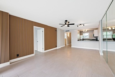 Remodeled & Spacious light and bright 2 bedroom, 2 bathroom - photo 8
