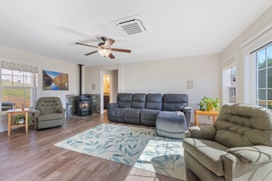 BROKER OPEN!! 11/14 11AM-1PM Beautiful ranch style home in a