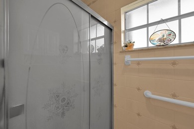 Welcome to the sought-after 55+ community of Palm Grove in Fort - photo 14