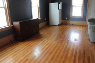 Great property , sound bones, lots of new windows, 10 room house - photo 20