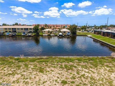 Welcome to 1612 SE 41st Street, a rare direct Gulf-access triple - photo 3