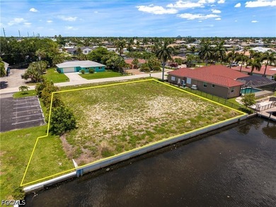 Welcome to 1612 SE 41st Street, a rare direct Gulf-access triple - photo 7