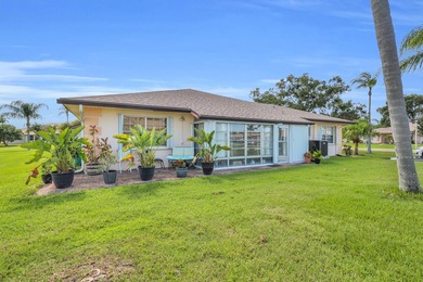 Welcome to the sought-after 55+ community of Palm Grove in Fort - photo 29
