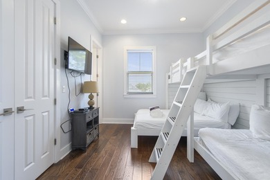 REDUCED!! Gone Coastal is a beautiful 4 bedroom and 4.5 bathroom - photo 31