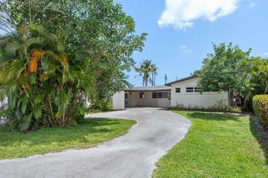 This 3-bedroom, 2-bath home offers the charm of classic design - photo 1