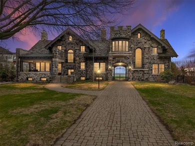 Known as *The Castle on the Lake,* this iconic Lake St. Clair - photo 1