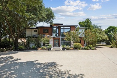 Lake Grapevine Home For Sale in Southlake Texas