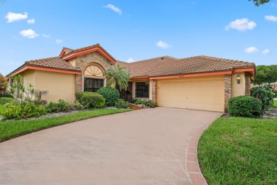 Lake Home For Sale in Boynton Beach, Florida