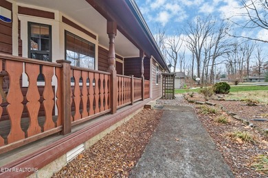 Welcome to this beautifully updated 2-bedroom, 2-bath home - photo 3