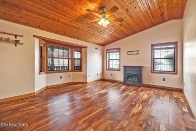 Welcome to this beautifully updated 2-bedroom, 2-bath home - photo 6