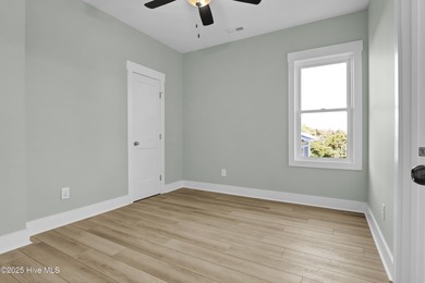 Brand-New Soundfront Construction in Surf City! This fully