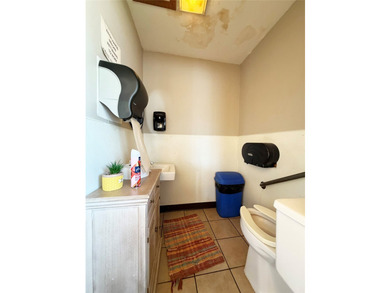 2,600 finished square feet, excellent visibility, and easy - photo 15